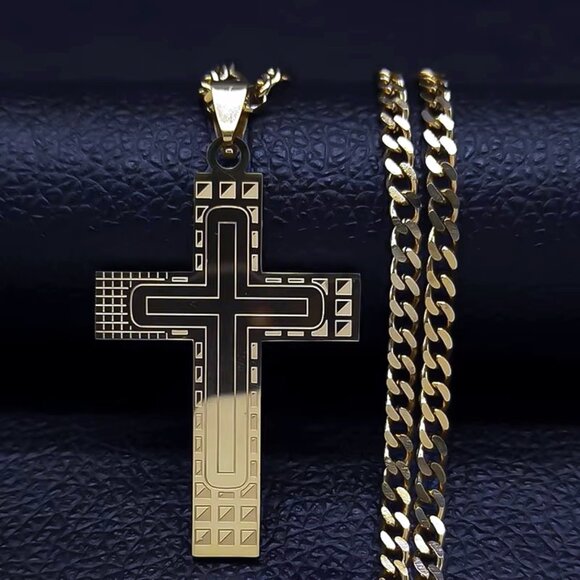 Davos Jewelry - Geometric Design Crucifix Necklace Stainless Steel Gold Color Pendant 19" Chain